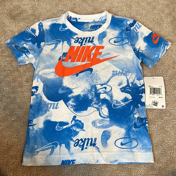 Two Nike shirts 3-4yrs. Brand new never worn - Picture 4 of 7